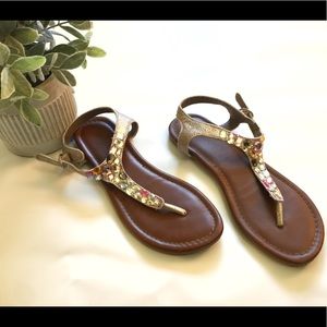 Xhilaration sandals